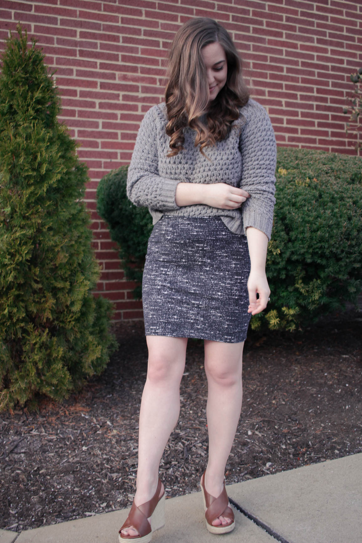 How to Style a Cropped Sweater for Date Night / Michelle Amanda Wilson